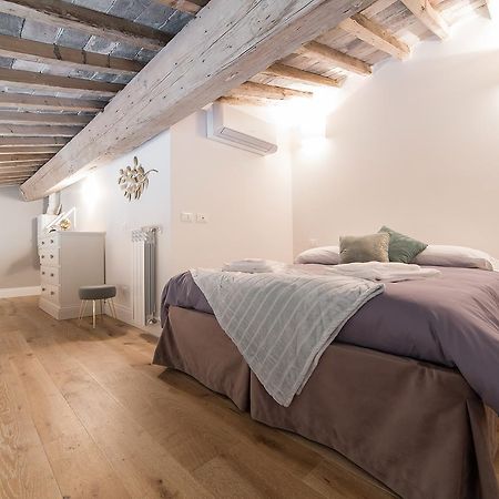 Santa Croce apartment Florencia Exterior foto